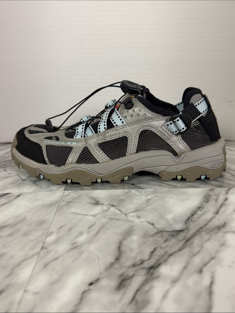 Solomon techamphibian women’s sneaker shoe size 7.5